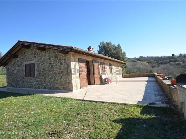 Rustico in vendita a Sinalunga, Siena