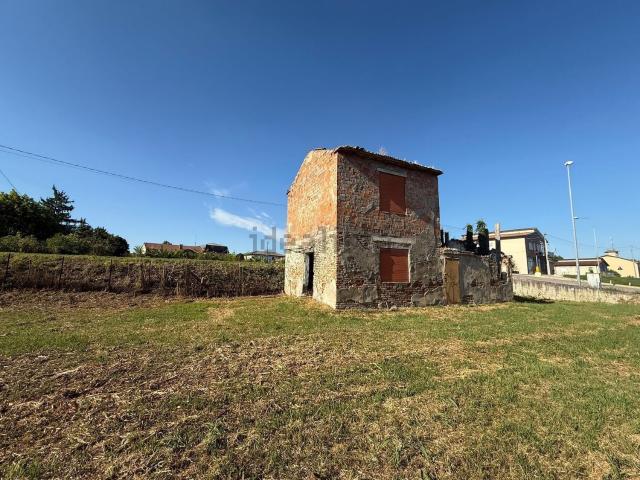 Rustico in vendita a Ceregnano, Rovigo