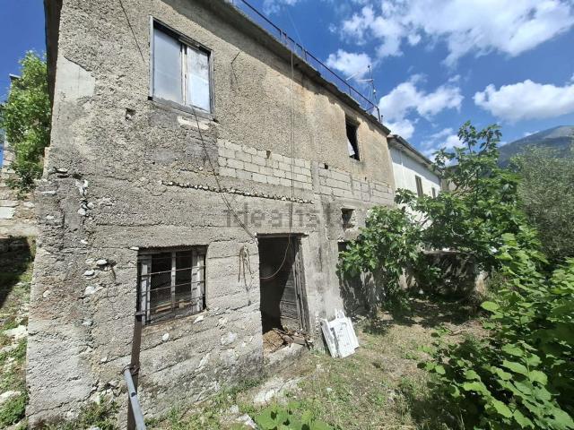 Rustico in vendita a Campoli Appennino, Lazio
