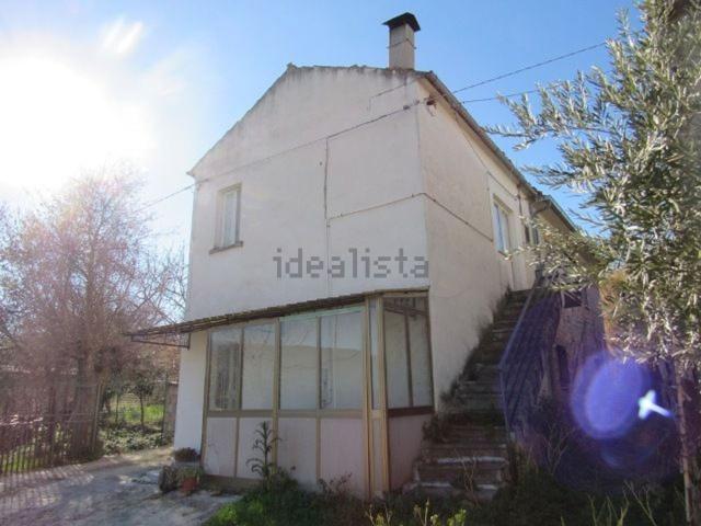 Rustico in vendita a Roccascalegna, Abruzzo