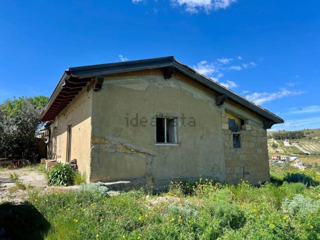 Rustico in vendita a San Cataldo, Sicilia
