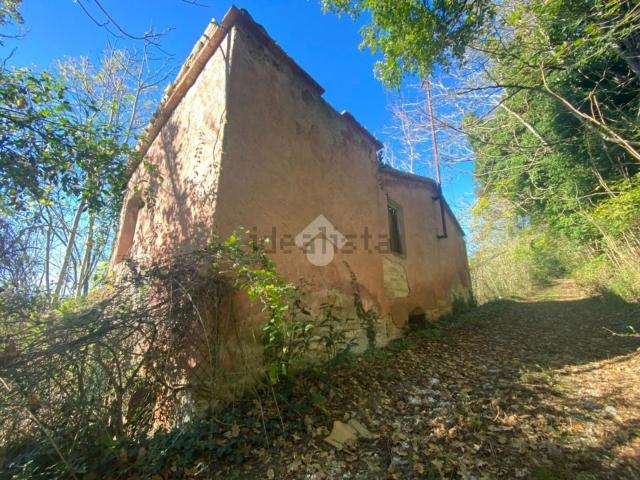 Rustico in vendita a Izzalini, Umbria