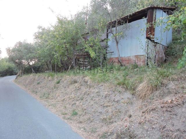 Rustico in vendita a Castiglione Chiavarese, Liguria