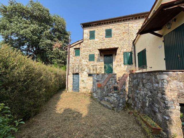 Rustico in vendita a Bagni Di Lucca Ponte, Toscana