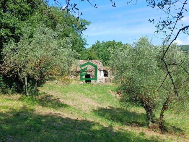 Rustico in vendita a Penna In Teverina, Umbria