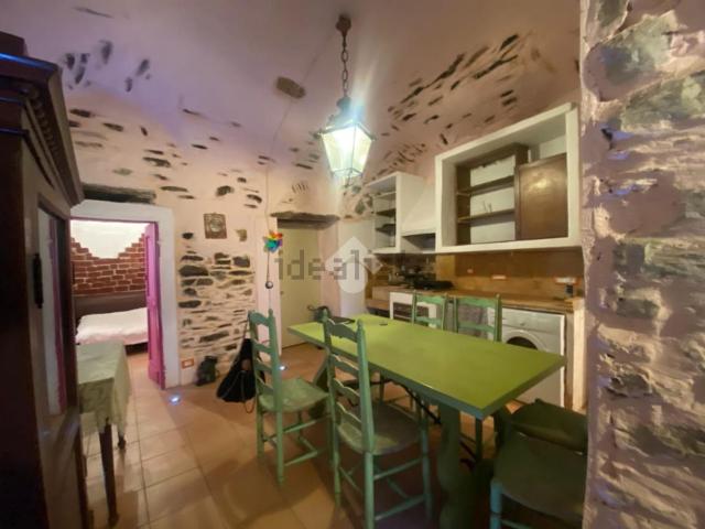 Rustico in vendita a Borgomaro, Liguria