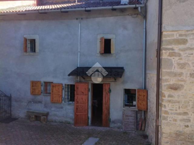 Rustico in vendita a Appennino Reggiano, Re