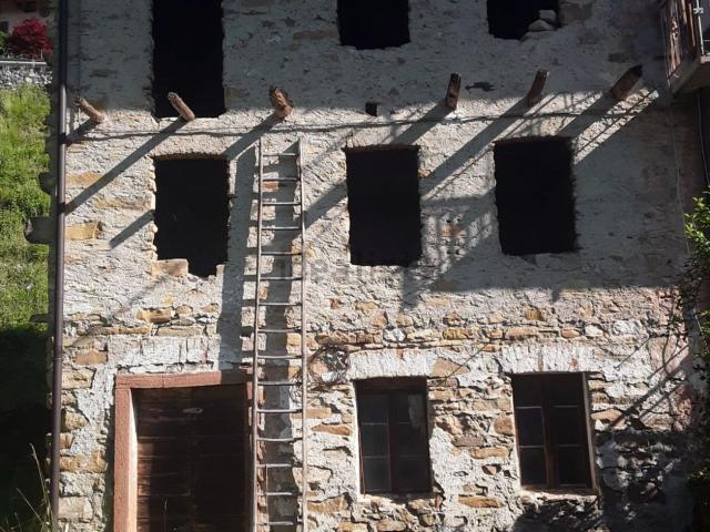 Rustico in vendita a Gioz, Zoldo Alto