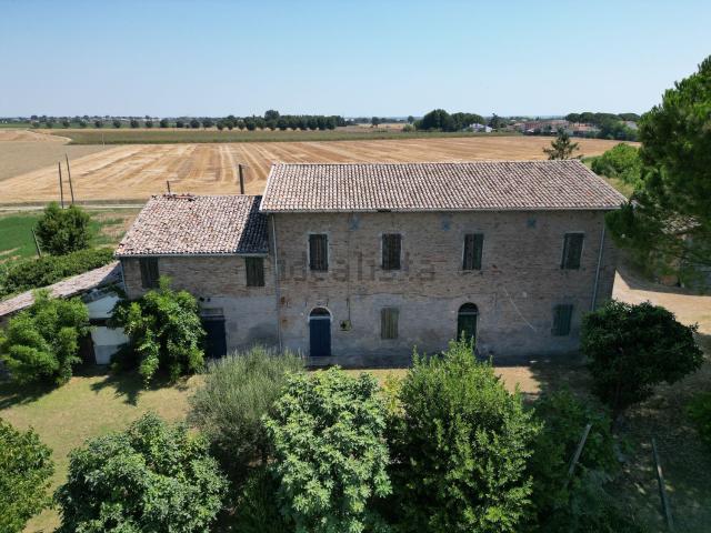 Rustico in vendita a Ravenna, Reggio Emilia