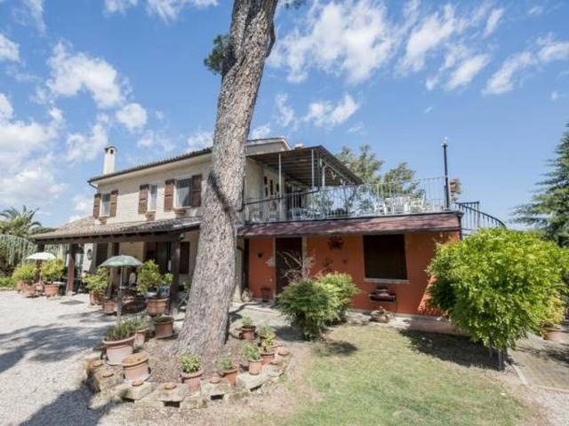 Rustico in vendita a Marche, Macerata