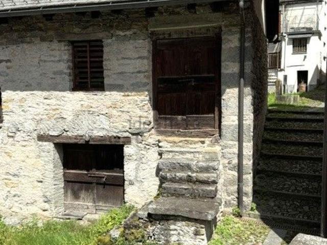 Rustico in vendita a Piazza, Premia