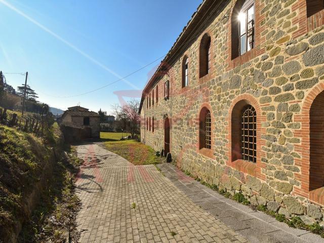 Rustico in vendita a Serravalle Pistoiese, Toscana