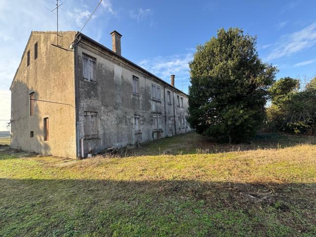 Rustico in vendita a Arquà Polesine, Veneto