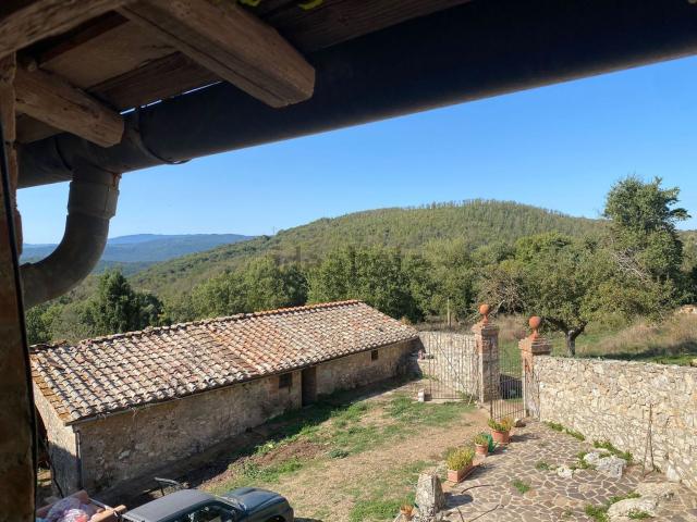 Rustico in vendita a Sovicille, Toscana