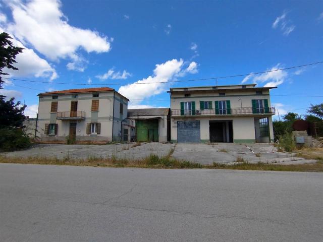 Rustico in vendita a Casalanguida, Abruzzo