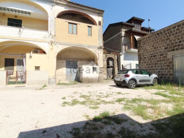Rustico in vendita a Caserta