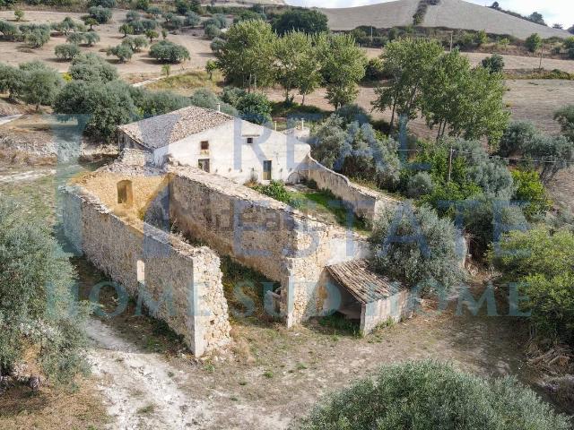 Rustico in vendita a Palazzolo Acreide, Siracusa