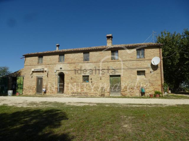 Rustico in vendita a Marche, Macerata