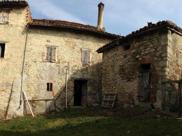 Rustico in vendita a Unione di comuni Terre di Castelli, Zocca
