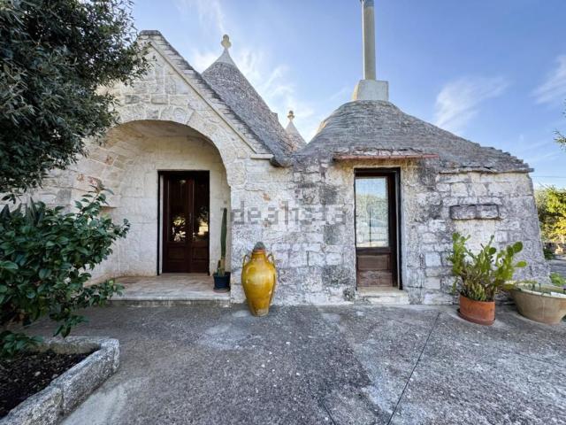 Rustico in vendita a Santa Lucia, Puglia