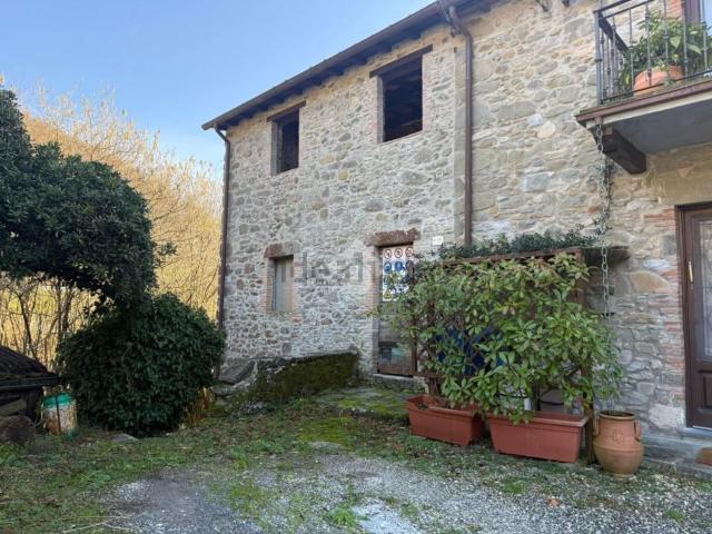 Rustico in vendita a Capannori, Toscana