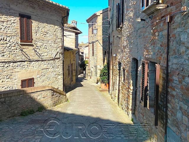 Rustico in vendita a Montone, Umbria