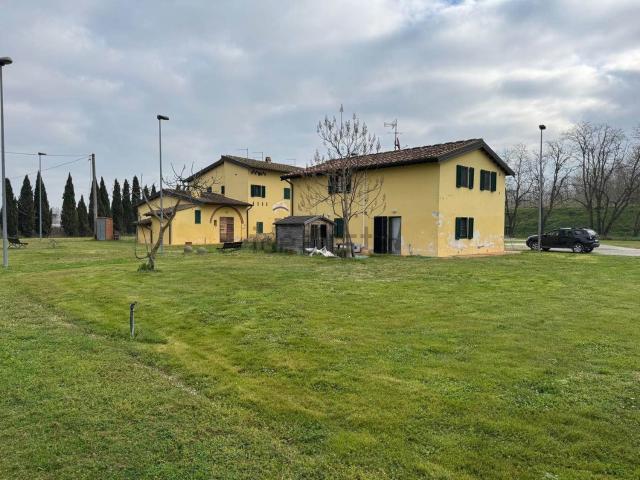 Rustico in vendita a Bellaria, Pontedera