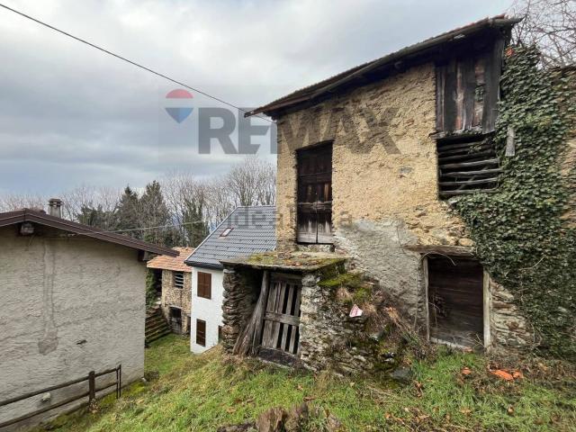 Rustico in vendita a Bellano, Lombardia