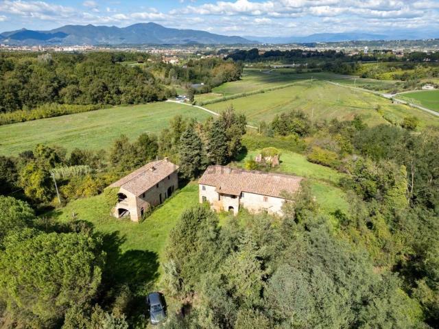 Rustico in vendita a Pontedera, Toscana