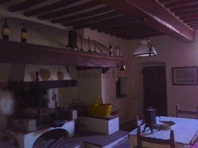 Rustico in vendita a Quarrata, Toscana