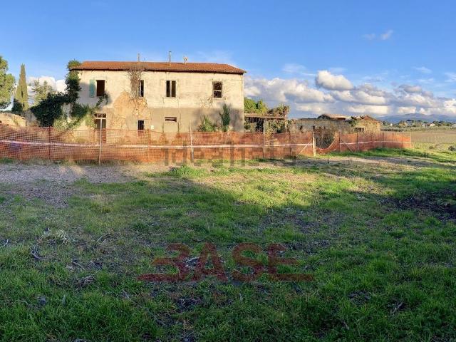 Rustico in vendita a Cecina, Toscana
