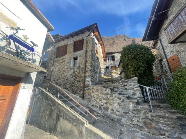 Rustico in vendita a Tartano, Lombardia