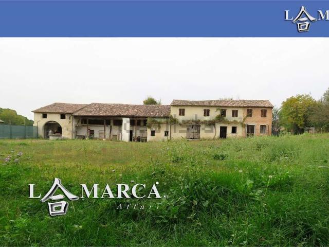Rustico in vendita a Fonte, Veneto