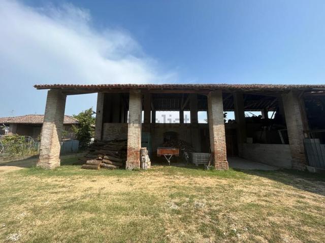 Rustico in vendita a Mulino del Follo, Borgonovo Val Tidone