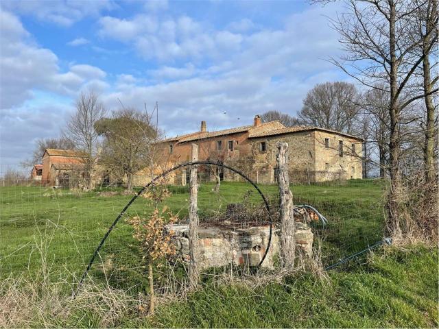 Rustico in vendita a Cortona, Toscana