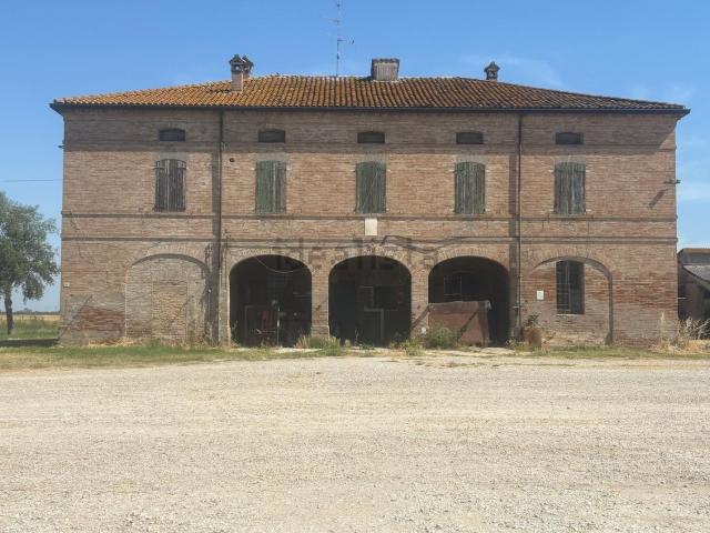 Rustico in vendita a Cervia, Reggio Emilia