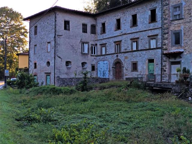 Rustico in vendita a Vetriano, Pescaglia