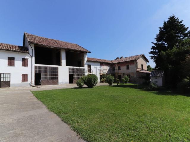 Rustico in vendita a Piemonte, Asti