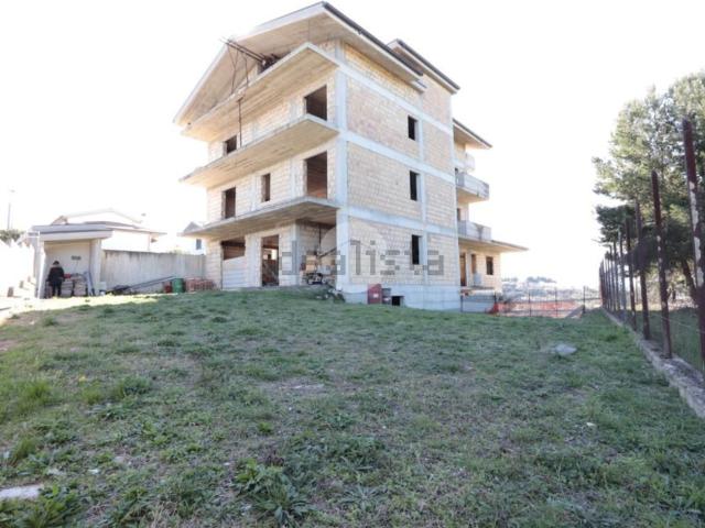 Rustico in vendita a Montesilvano, Abruzzo