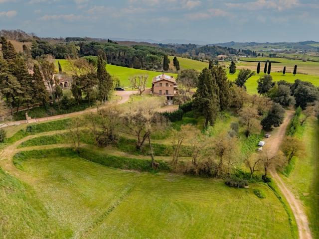 Rustico in vendita a Fauglia, Toscana