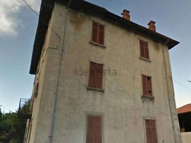 Rustico in vendita a Gironico Al Piano, Lombardia