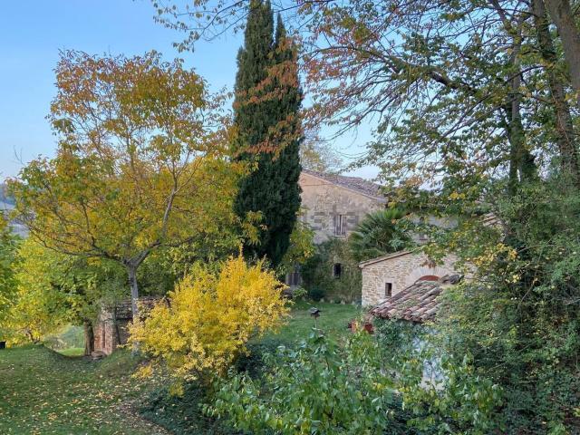 Rustico in vendita a Marche, Pesaro E Urbino