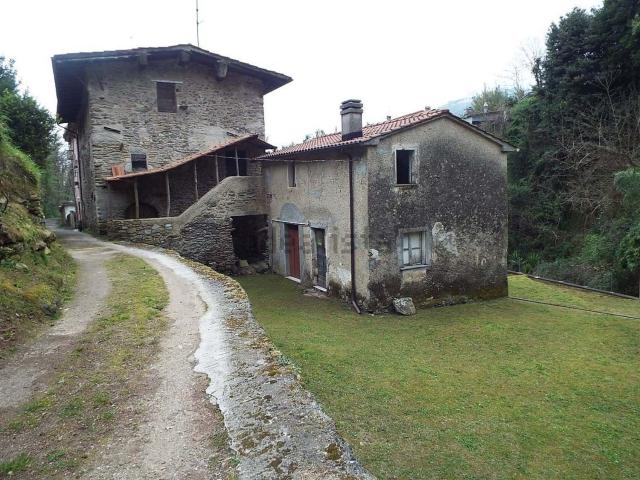 Rustico in vendita a Castello, Tonfano
