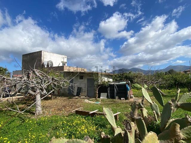 Rustico in vendita a Carini, Sicilia