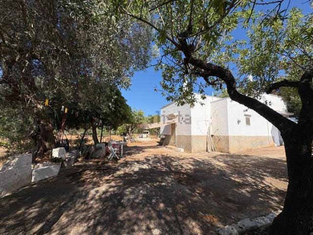 Rustico in vendita a Ostuni, Brindisi