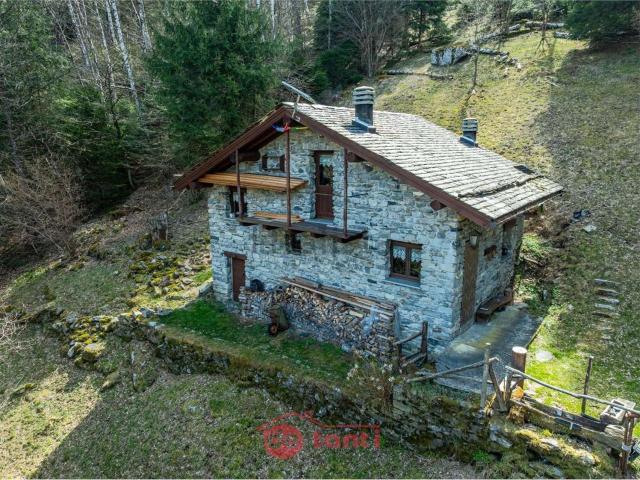 Rustico in vendita a Comunità montana della Valchiavenna, Prata Camportaccio