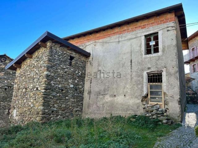 Rustico in vendita a Cremia, Lombardia