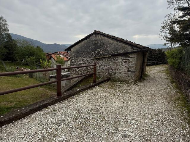 Rustico in vendita a Roggiano, Brissago Valtravaglia