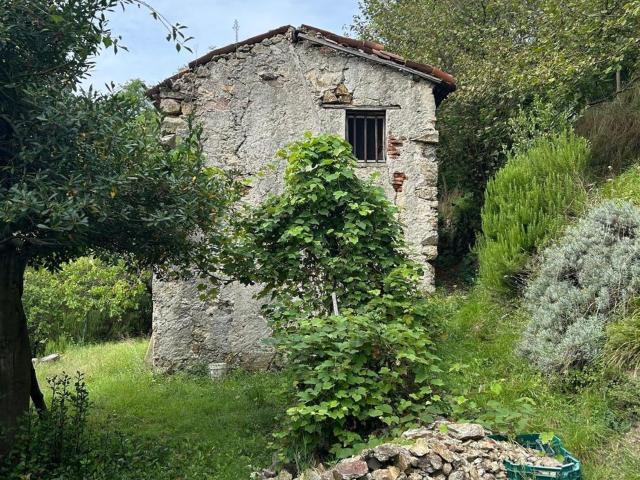 Rustico in vendita a Albisola Capo, Liguria