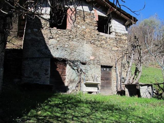 Rustico in vendita a San Gervasio, Teglio